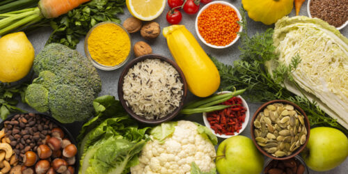 Kiudained Sisalduvad Vaid Taimsetes Toiduainetes, Millest Kiudainerikkamad Toidud On Täisteratooted, Kaunviljad, Pähklid Ja Seemned.