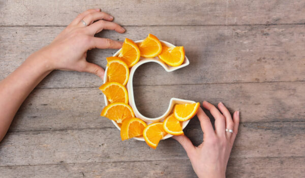 Vitamiin-c Kujuline Kauss Apelsini Lõikudega